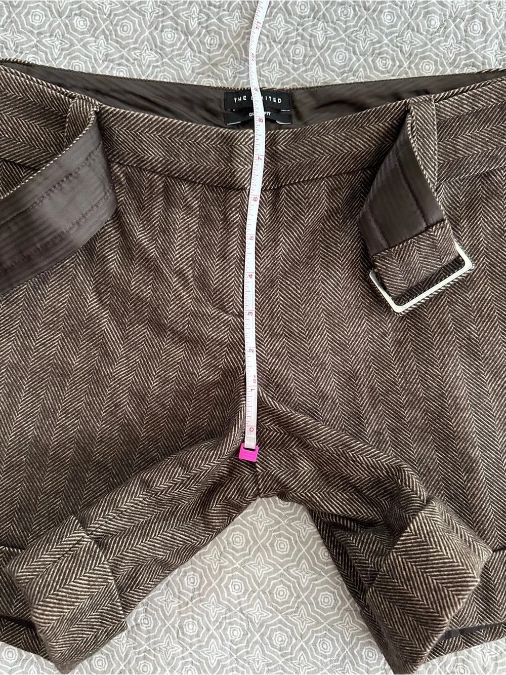 The Limited Drew Fit Brown Herringbone Tweed Cuffed Shorts Belted Waist Size 2